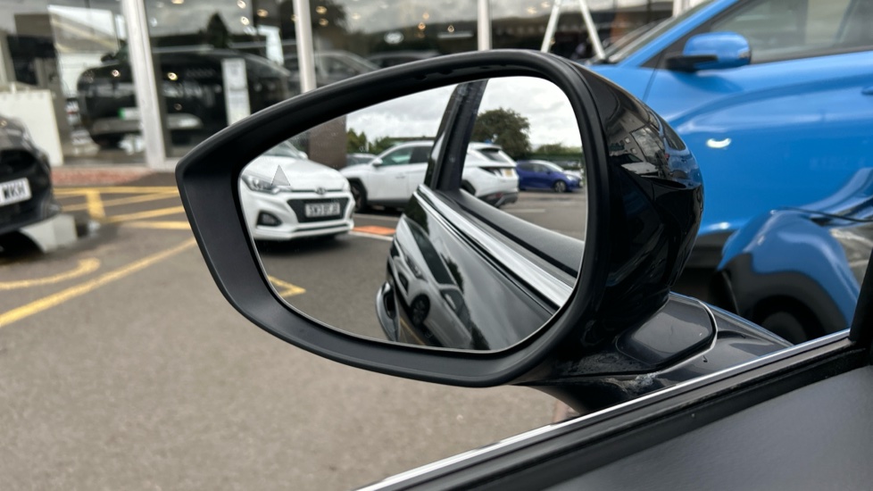 Mazda 3 2.0 Skyactiv X MHEV GT Sport 5dr Petrol Hatchback - Image 44