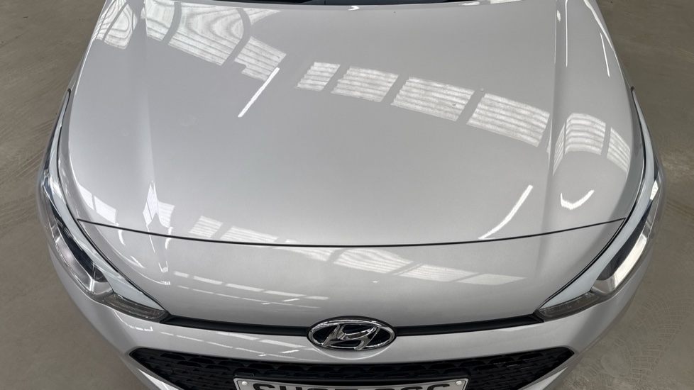 Hyundai i20 1.2 SE 5dr Petrol Hatchback - Image 8