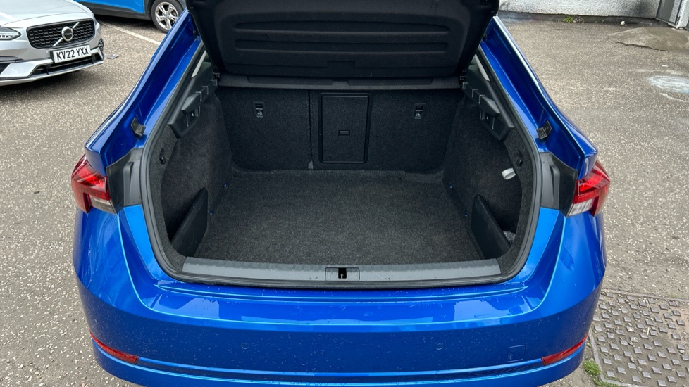 Skoda Octavia 1.5 TSI SE Technology 5dr Petrol Hatchback - Image 4