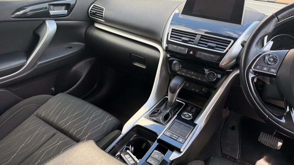 Mitsubishi Eclipse Cross 1.5 3 5dr CVT 4WD Petrol Hatchback - Image 14