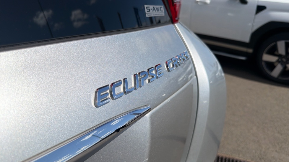 Mitsubishi Eclipse Cross 1.5 3 5dr CVT 4WD Petrol Hatchback - Image 26