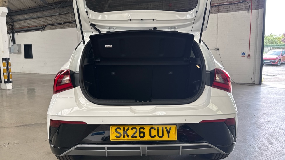 Hyundai i20 1.0T GDi 90 Black Line 5dr Petrol Hatchback - Image 4