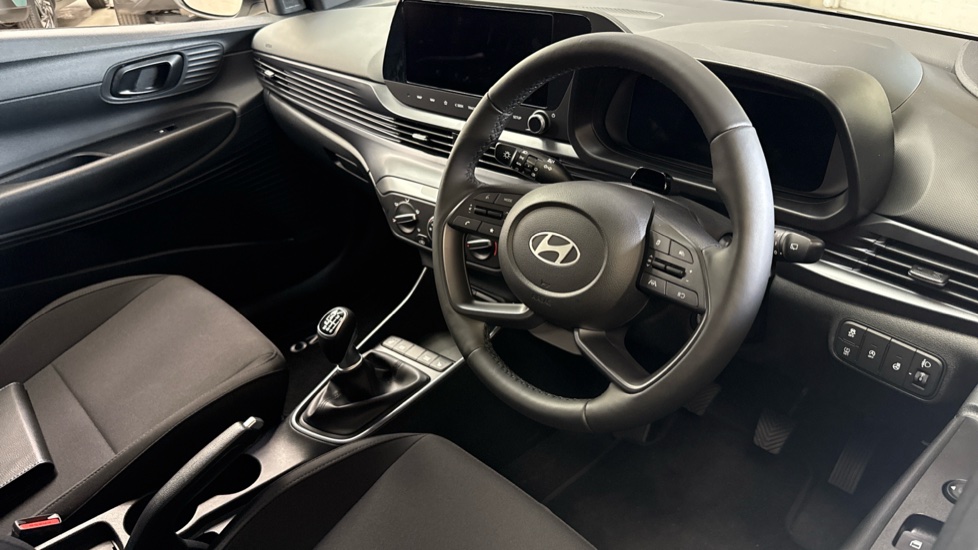 Hyundai i20 1.0T GDi 90 Black Line 5dr Petrol Hatchback - Image 11