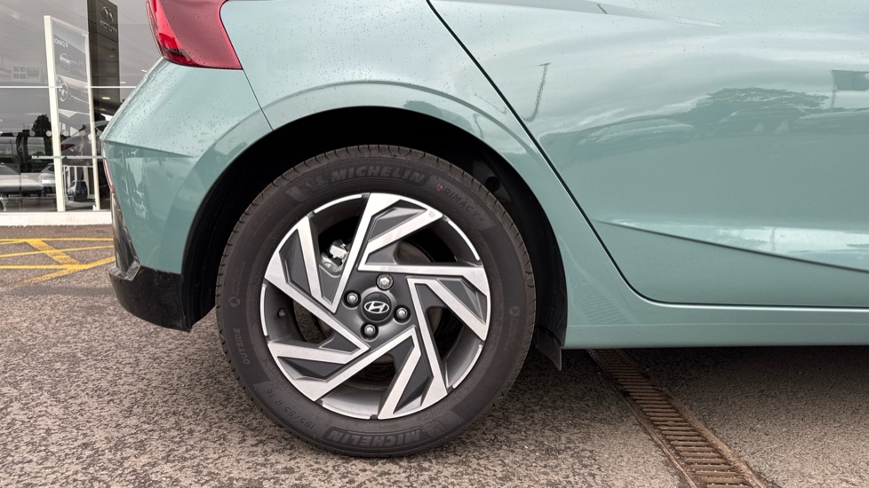 Hyundai i20 1.0T GDi Advance [Nav] 5dr Petrol Hatchback - Image 7