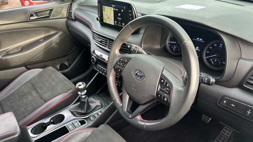 Hyundai TUCSON 1.6 TGDi 177 N Line 5dr 2WD Petrol Estate - Image 11