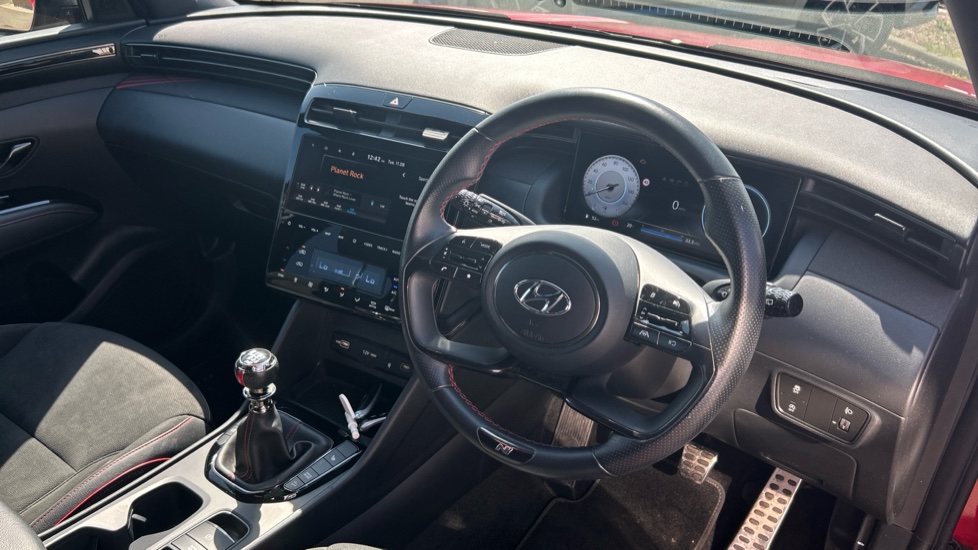 Hyundai TUCSON 1.6 TGDi N Line 5dr 2WD Petrol Estate - Image 11