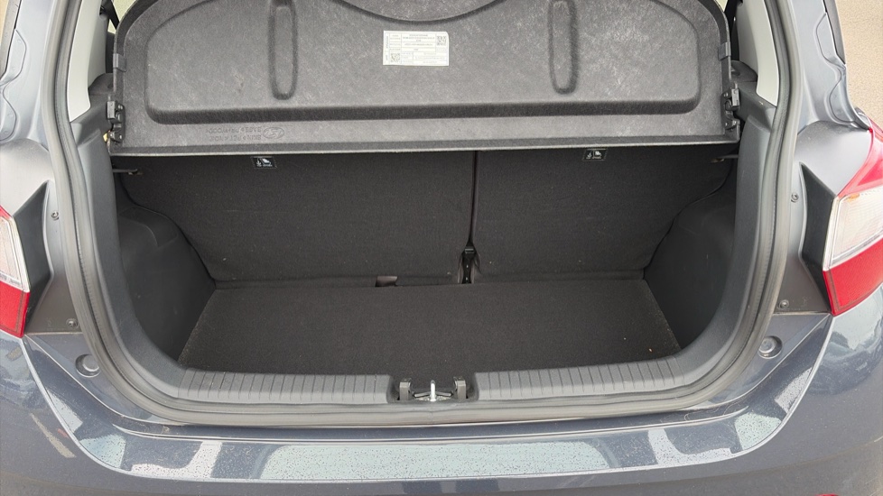 Hyundai i10 1.0 MPi SE Connect 5dr Petrol Hatchback - Image 4