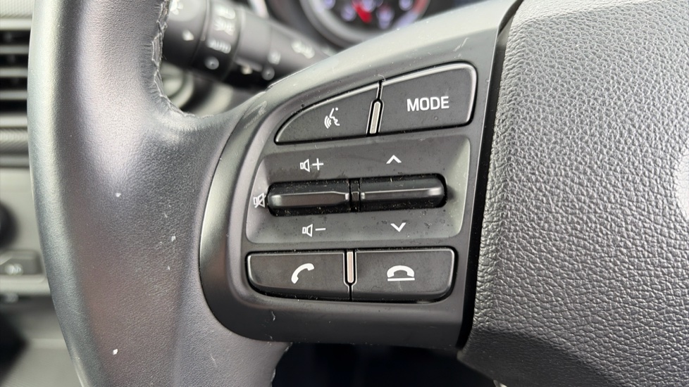 Hyundai i10 1.0 MPi SE Connect 5dr Petrol Hatchback - Image 21