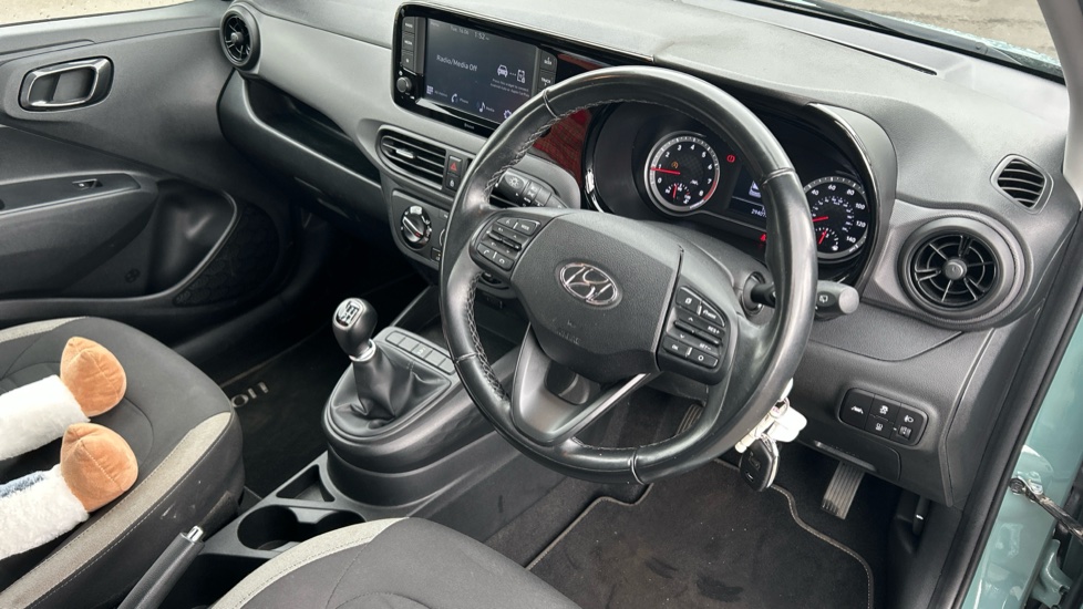 Hyundai i10 1.0 MPi SE Connect 5dr Petrol Hatchback - Image 11
