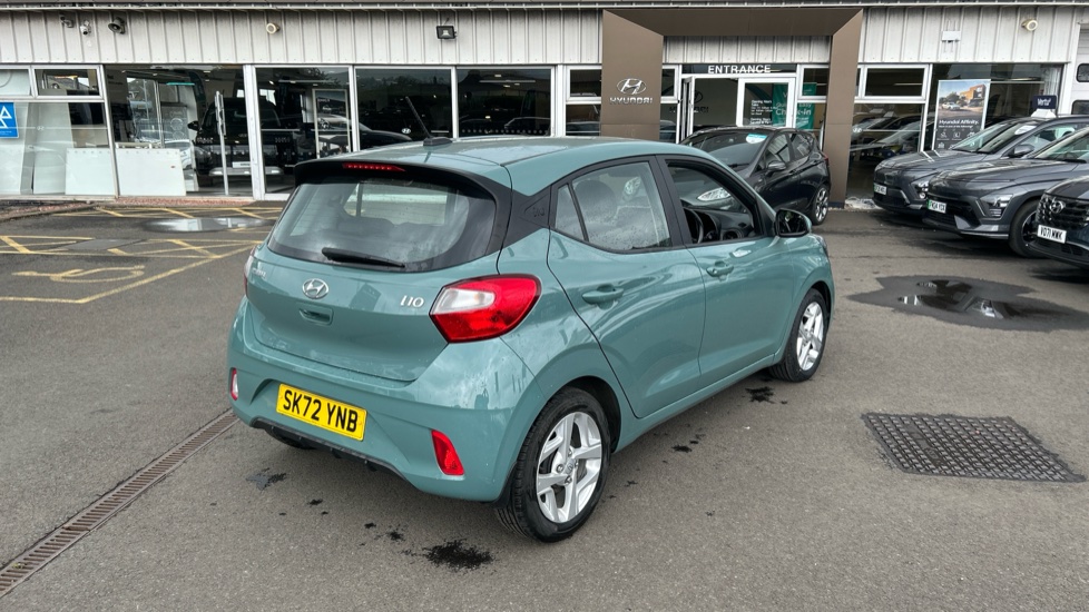 Hyundai i10 1.0 MPi SE Connect 5dr Petrol Hatchback - Image 36