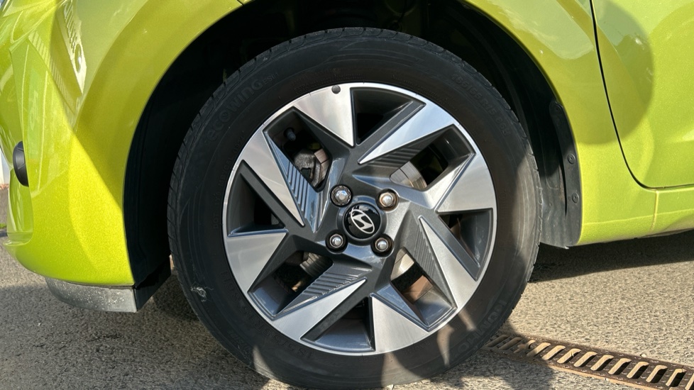 Hyundai i10 1.2 [79] Advance 5dr [Nav] Petrol Hatchback - Image 7