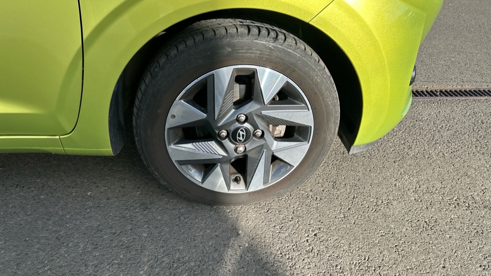 Hyundai i10 1.2 [79] Advance 5dr [Nav] Petrol Hatchback - Image 21