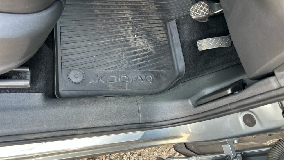Skoda Kodiaq 1.4 TSI 150 SE L 4x4 5dr [7 Seat] Petrol Estate - Image 34
