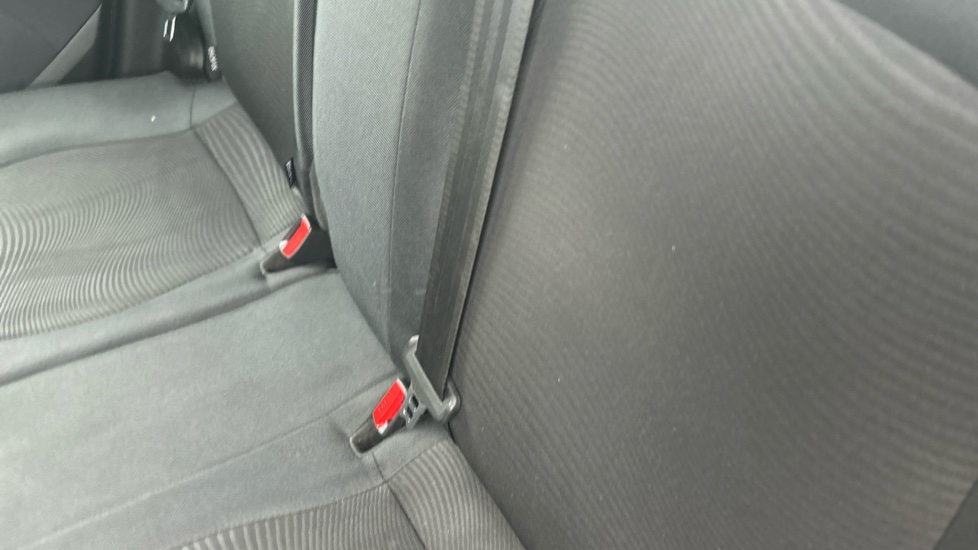 Hyundai i10 1.0 S 5dr Petrol Hatchback - Image 17