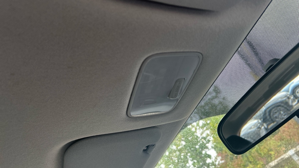 Hyundai i10 1.0 S 5dr Petrol Hatchback - Image 32