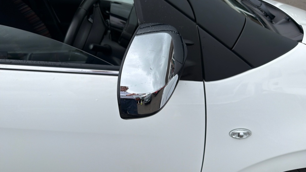 Citroen C1 1.0 VTi 72 Shine 5dr Petrol Hatchback - Image 23