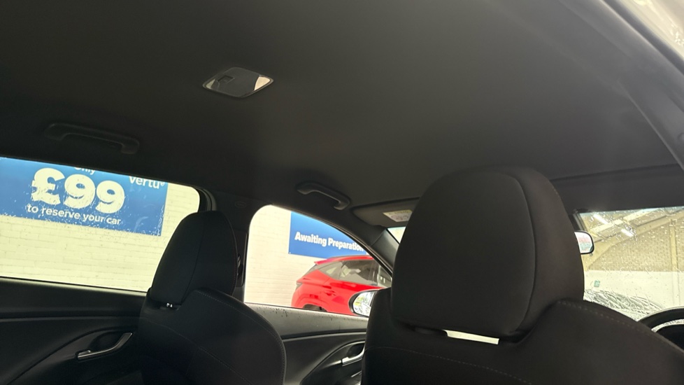 Hyundai i30 1.5T GDi N Line 5dr Petrol Hatchback - Image 17