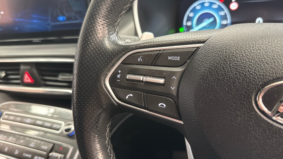 Hyundai SANTA FE 1.6 TGDi Hybrid Ultimate 5dr Auto Hybrid Estate - Image 21