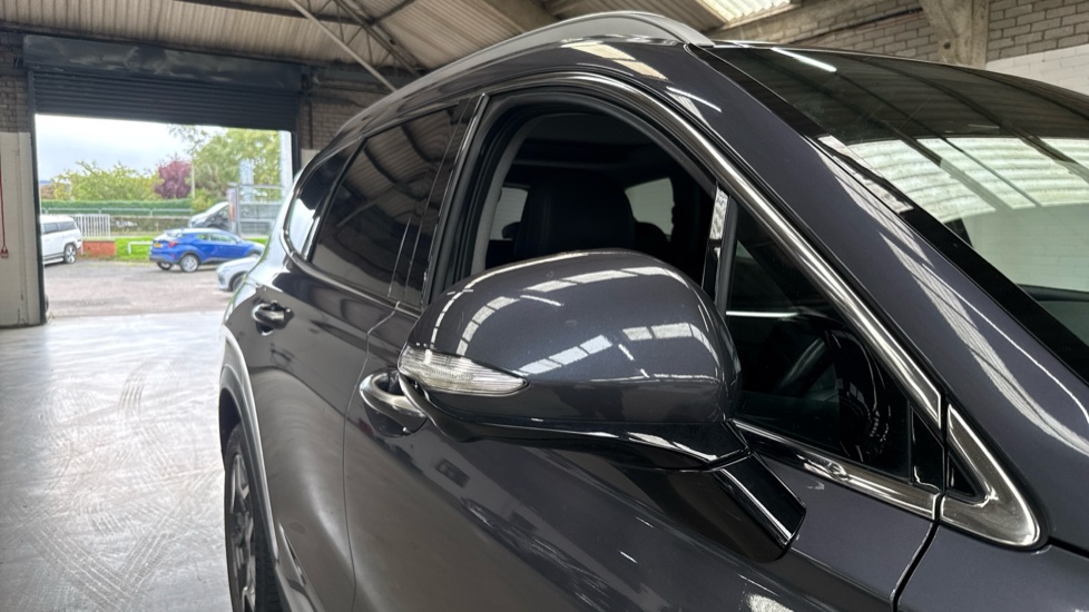 Hyundai SANTA FE 1.6 TGDi Hybrid Ultimate 5dr Auto Hybrid Estate - Image 43