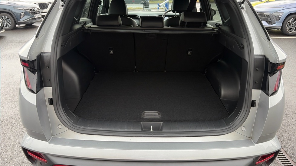 Hyundai TUCSON 1.6 TGDi N Line 5dr 2WD Petrol Estate - Image 4
