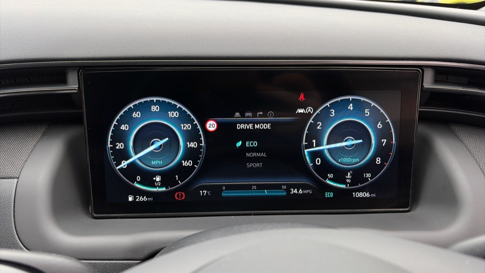 Hyundai TUCSON 1.6 TGDi N Line 5dr 2WD Petrol Estate - Image 27
