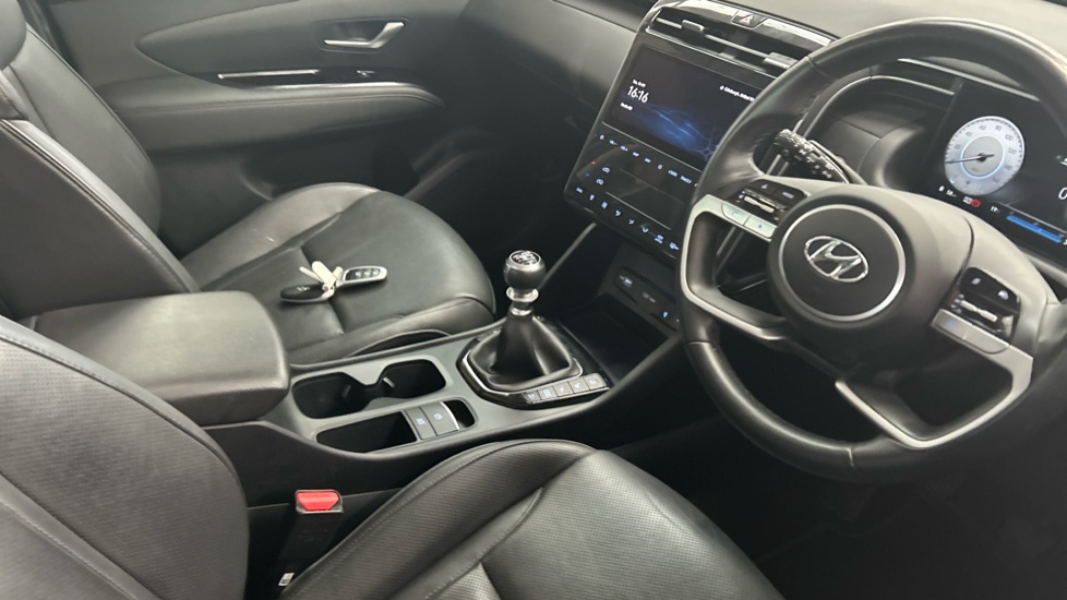 Hyundai TUCSON 1.6 TGDi Ultimate 5dr 2WD Petrol Estate - Image 14
