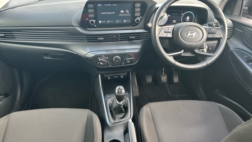 Hyundai i20 1.0T GDi Advance 5dr Petrol Hatchback - Image 10