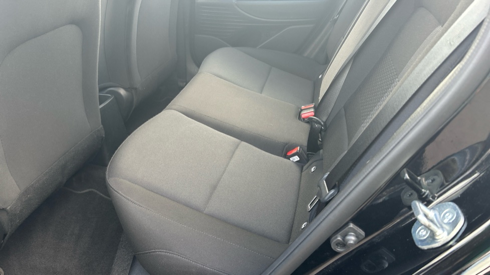 Hyundai i20 1.0T GDi Advance 5dr Petrol Hatchback - Image 16