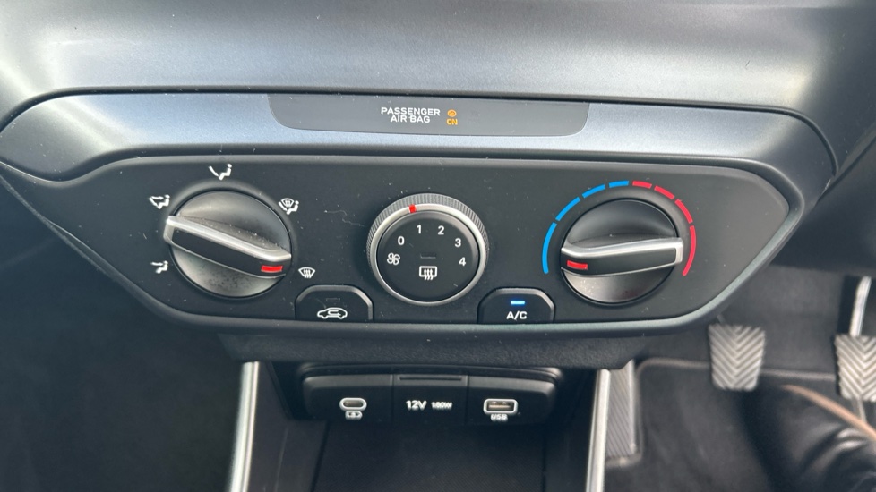 Hyundai i20 1.0T GDi Advance 5dr Petrol Hatchback - Image 28