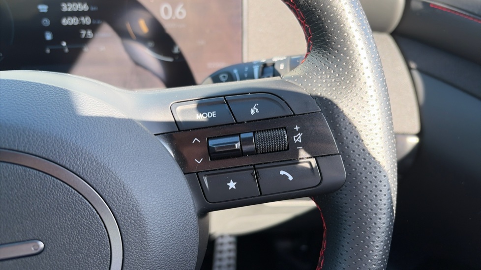 Hyundai TUCSON 1.6T N Line 5dr Petrol Estate - Image 22