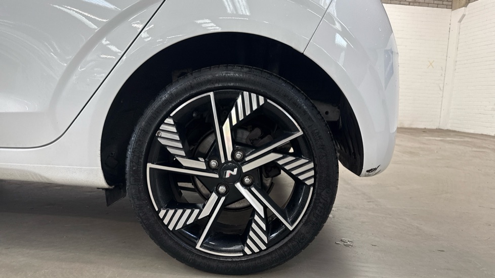 Hyundai i10 1.0T [90] N Line 5dr [Nav] Petrol Hatchback - Image 7