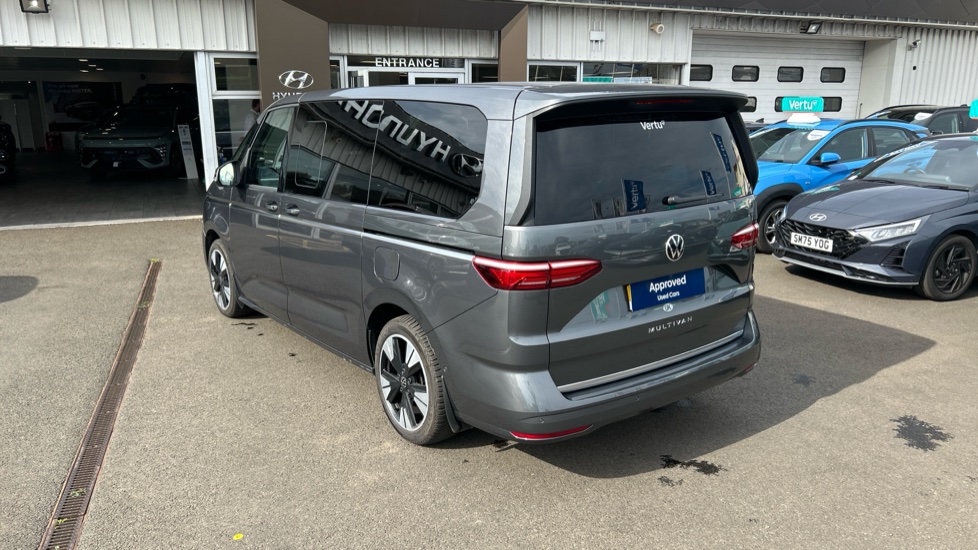 Volkswagen Multivan 2.0 TSI Style 5dr LWB DSG Petrol Estate - Image 42