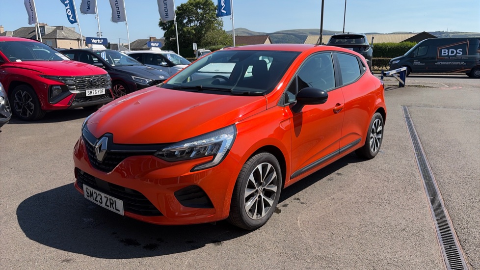 Renault Clio 1.0 TCe 90 Evolution 5dr Petrol Hatchback - Image 34