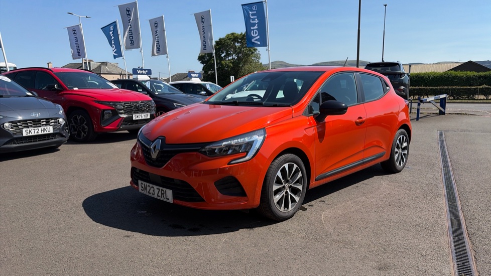 Renault Clio 1.0 TCe 90 Evolution 5dr Petrol Hatchback - Image 42