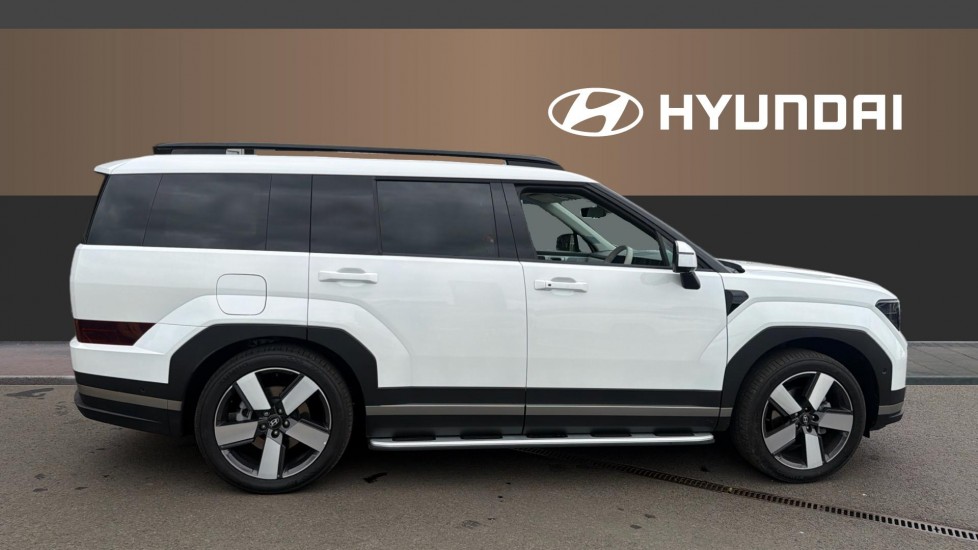 Hyundai SANTA FE 1.6 TGDi Plug-in Hybrid Ultimate 5dr 4WD Auto Estate - Image 5