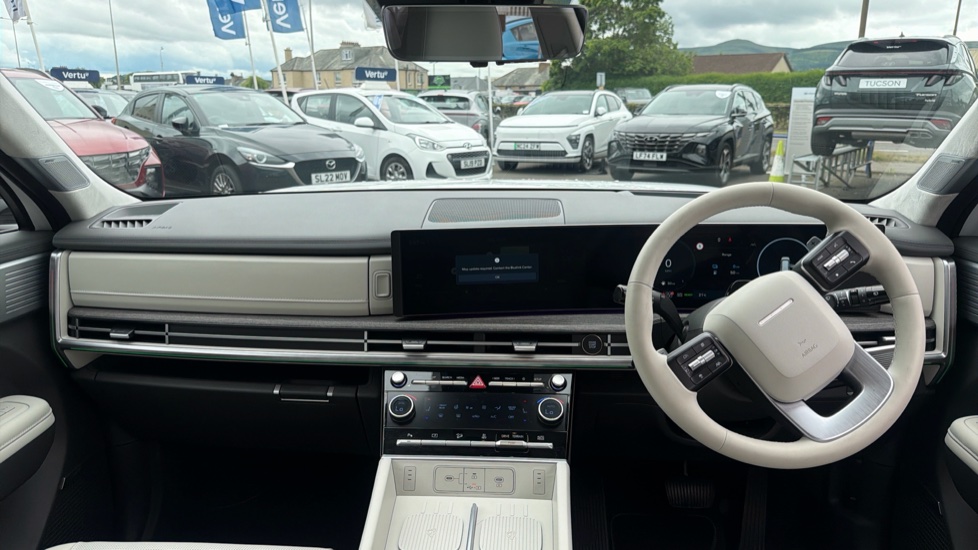 Hyundai SANTA FE 1.6 TGDi Plug-in Hybrid Ultimate 5dr 4WD Auto Estate - Image 10