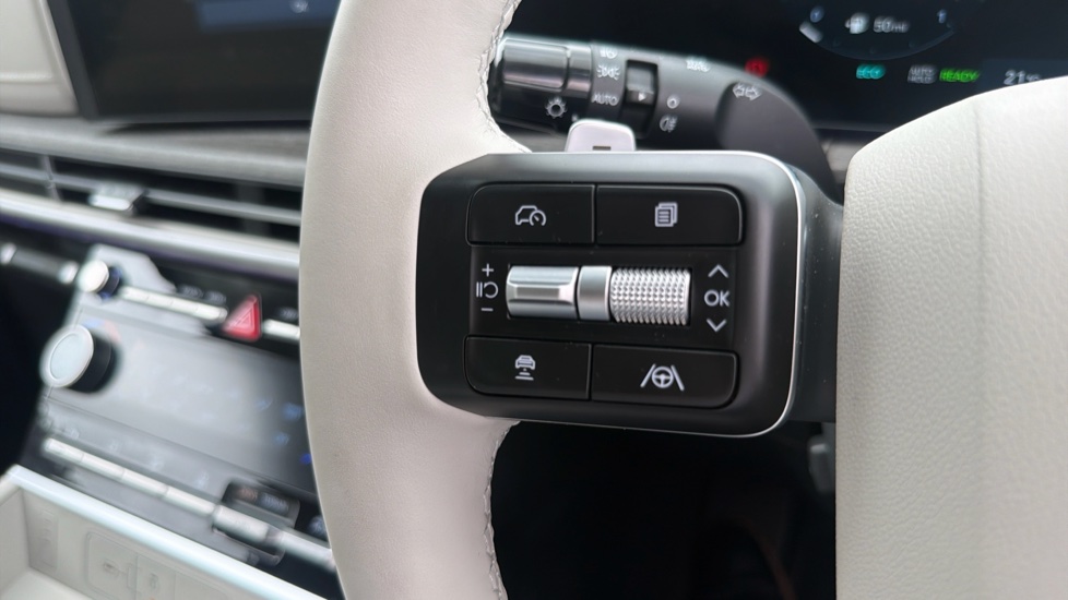Hyundai SANTA FE 1.6 TGDi Plug-in Hybrid Ultimate 5dr 4WD Auto Estate - Image 39