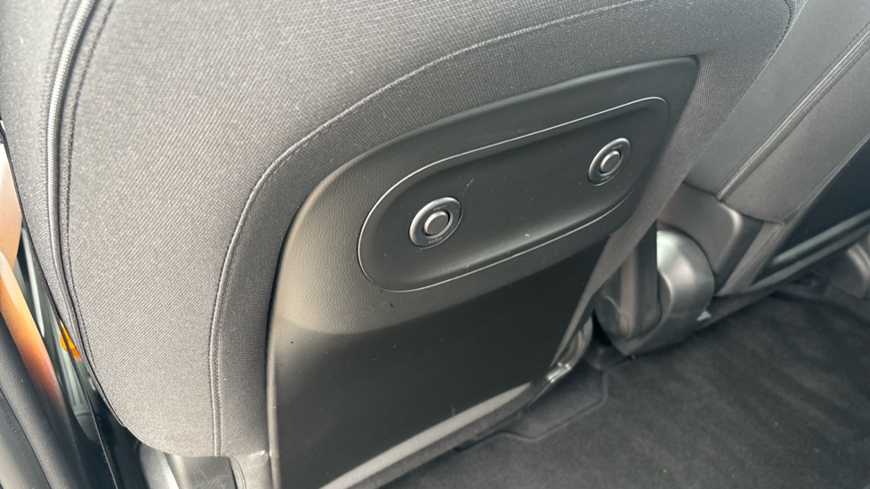 Hyundai INSTER 85kW 02 49kWh 5dr Auto Electric Hatchback - Image 36