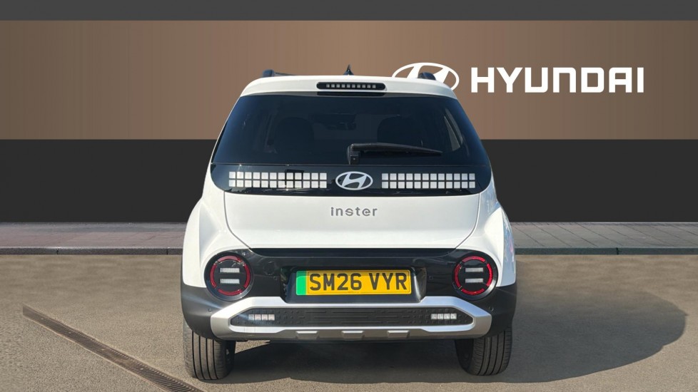 Hyundai INSTER 85kW 02 49kWh 5dr Auto Electric Hatchback - Image 6