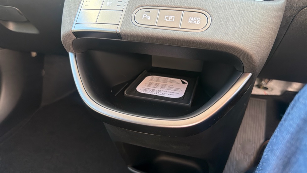 Hyundai INSTER 85kW 02 49kWh 5dr Auto Electric Hatchback - Image 35