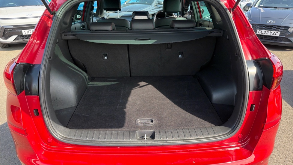 Hyundai TUCSON 1.6 CRDi 48V MHD 136 N Line 5dr 2WD Diesel Estate - Image 4