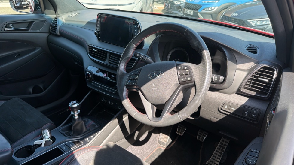 Hyundai TUCSON 1.6 CRDi 48V MHD 136 N Line 5dr 2WD Diesel Estate - Image 11