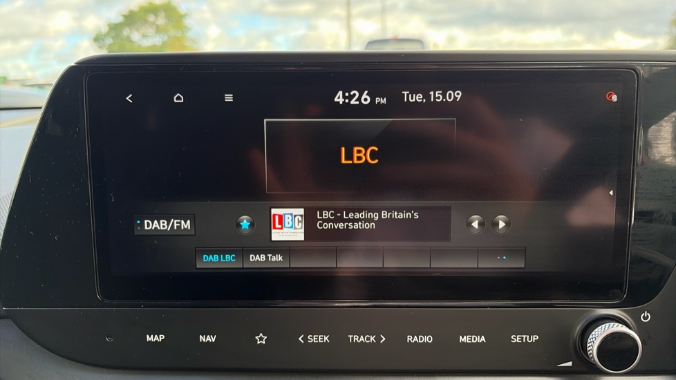 Hyundai i20 1.0T GDi 48V MHD Premium 5dr Petrol Hatchback - Image 31