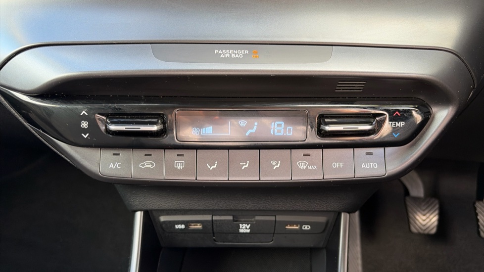 Hyundai i20 1.0T GDi 48V MHD Premium 5dr Petrol Hatchback - Image 34
