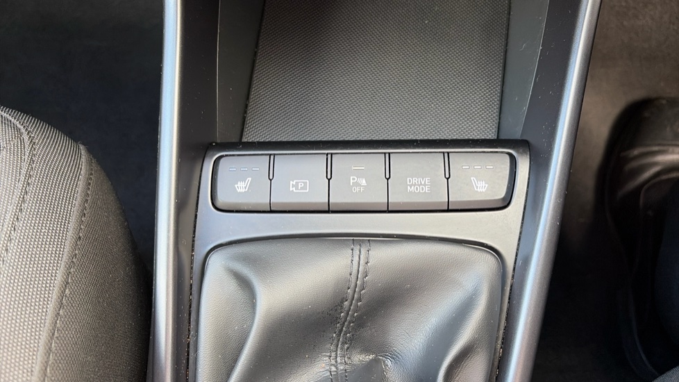 Hyundai i20 1.0T GDi 48V MHD Premium 5dr Petrol Hatchback - Image 36
