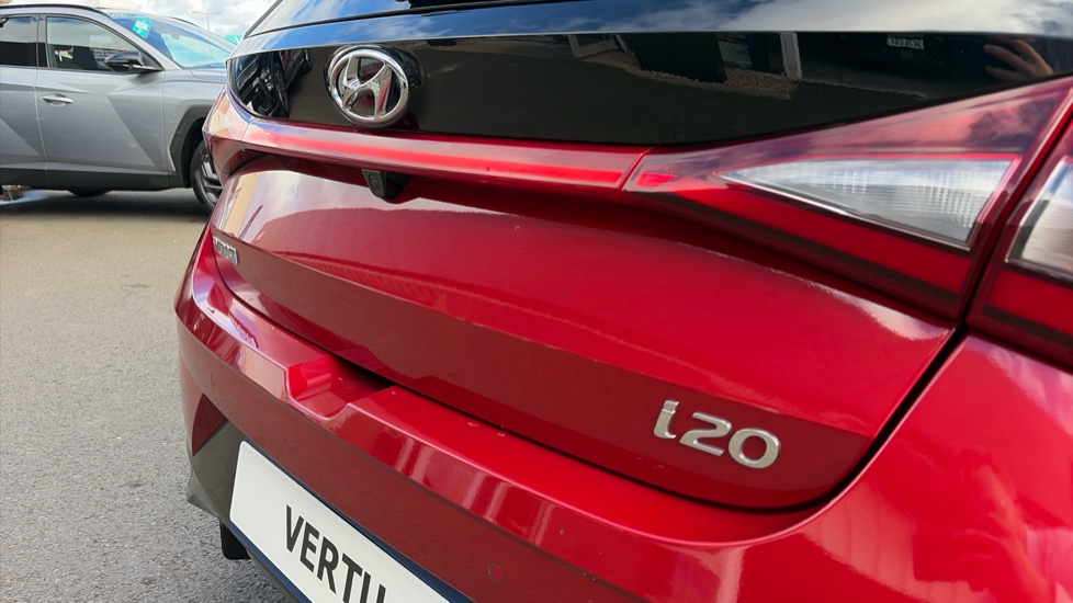 Hyundai i20 1.0T GDi 48V MHD Premium 5dr Petrol Hatchback - Image 43