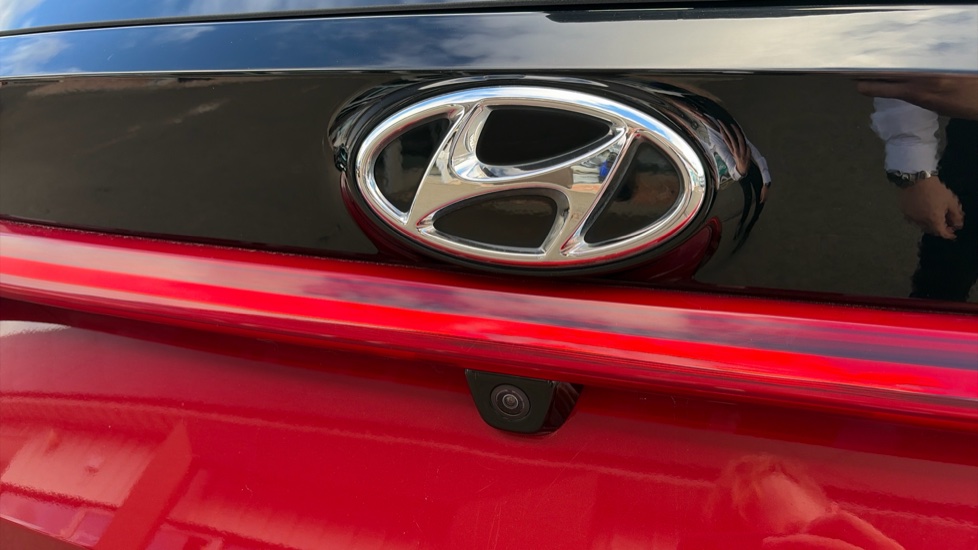 Hyundai i20 1.0T GDi 48V MHD Premium 5dr Petrol Hatchback - Image 44