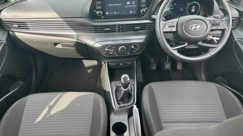 Hyundai i20 1.0T GDi 48V MHD SE Connect 5dr Petrol Hatchback - Image 10