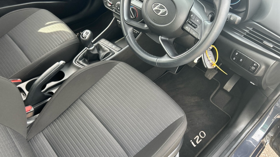 Hyundai i20 1.0T GDi 48V MHD SE Connect 5dr Petrol Hatchback - Image 11