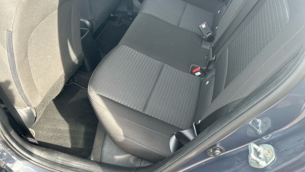 Hyundai i20 1.0T GDi 48V MHD SE Connect 5dr Petrol Hatchback - Image 16